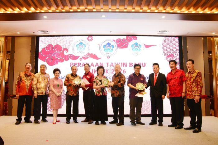 PSMTI Pusat dan PSMTI DKI Jakarta menggelar Perayaan Imlek Bersama 2025 di Restoran Golden Sense, Mangga Dua Mall, Jakarta (8/2/2025). (Dok. PSMTI)
