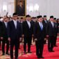 Presiden Prabowo Subianto melantik 31 tokoh dan diplomat sebagai duta besar Republik Indonesia untuk negara-negara sahabat. (Facebook.com @Setkab RI)