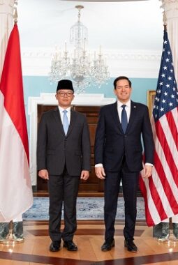 Menlu RI Sugiono, Menlu Pertama dari Negara ASEAN yang Diterima oleh Menlu Amerika Serikat di Washington