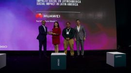 Huawei and partners receive the GLOMO award at GSMA M360 LATAM 2026