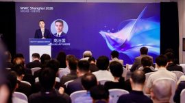 George Gao, President of Huawei Cloud Core Network Product Line, delivering a keynote speech